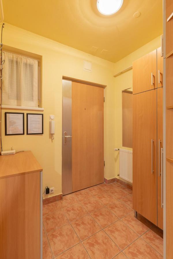 M36 Mester Apartman *